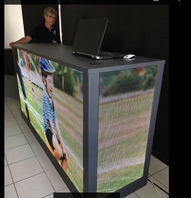 3.91 میلی متر در مرحله نصب و راه اندازی Indoor LED Display 500X1000mm Die-Casting آلومینیوم